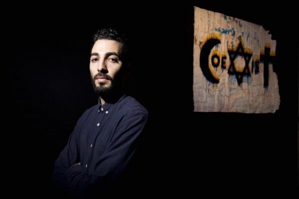 Exposition « CoeXisT » : Combo répand toujours son message de paix