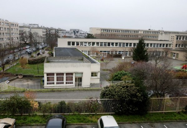 Fausse agression de l’EI, l’instituteur relaxé