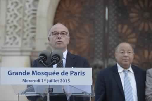  Terrorisme : Cazeneuve appelle les musulmans à faire barrage lors de l’iftar à la mosquée de Paris