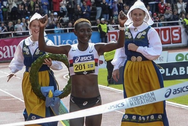  Les organisateurs du marathon de Stockholm ont décidé cette année de verser les primes aux seuls coureurs nordiques
