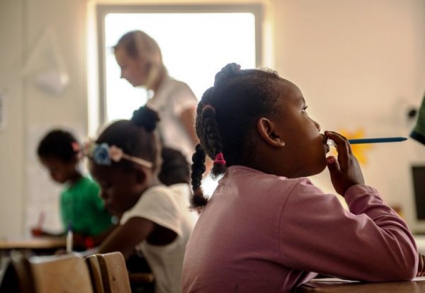 Jeunes migrants : l’éducation est un droit