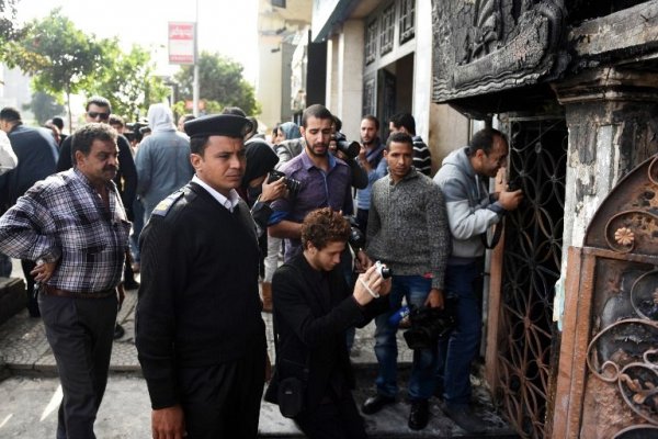  Au moins 16 morts dans un restaurant du Caire