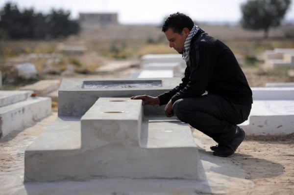 Suicides programmés. Pourquoi les arabes ?