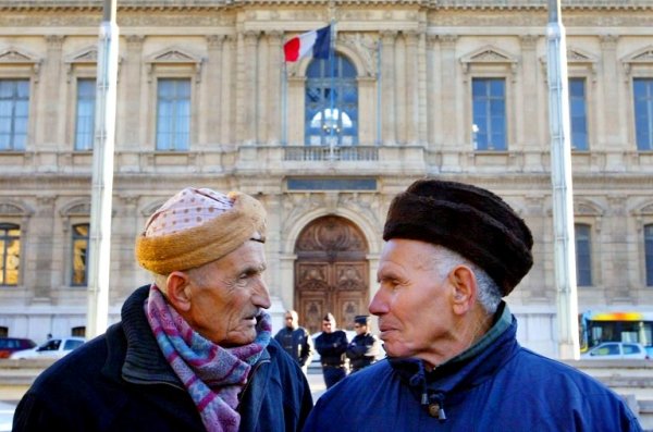 Une aide accordée pour permettre aux Chibanis d’effectuer des longs séjours dans leur pays d’origine