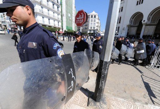  Algérie. Une marche des étudiants empêchée à Alger