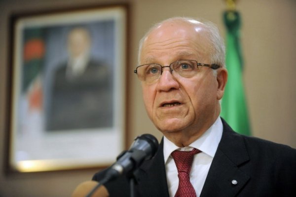  Constitution : Bouteflika obtient le quitus du Conseil constitutionnel