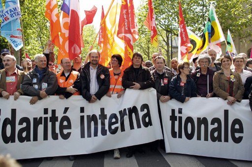  France. Une fête du Travail sur fond de campagne électorale