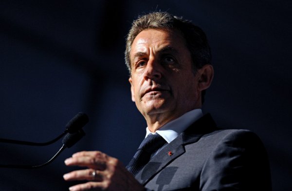  Nicolas Sarkozy débarque en Tunisie