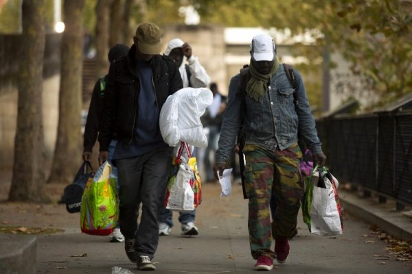 Migrants : le nord-est parisien démuni face aux arrivées en continu