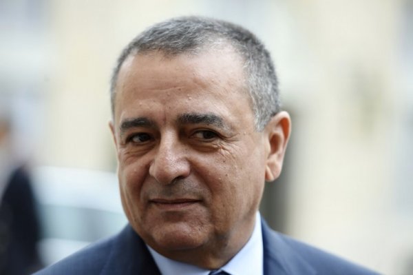  Le ministre algérien de l’Industrie détient une société offshore