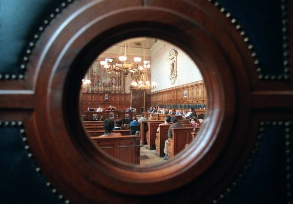 La Cour d’appel confirme la peine de prison d’un “cyberjihadiste” tunisien jugé à Paris