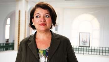  Tunisie – Iqbal Gharbi dégagée de la radio coranique Zitouna