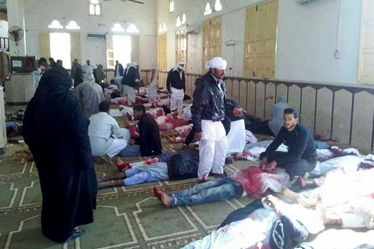  184 personnes abattues dans une mosquée en Égypte