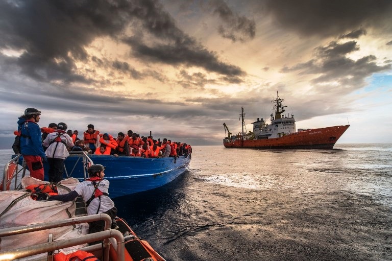 Migration : l’Italie juge deux navires de secours en Méditerranée « non conformes »