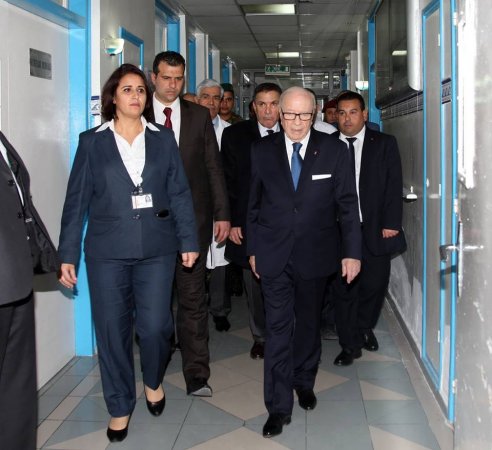 Le chef du gouvernement toujours hospitalisé