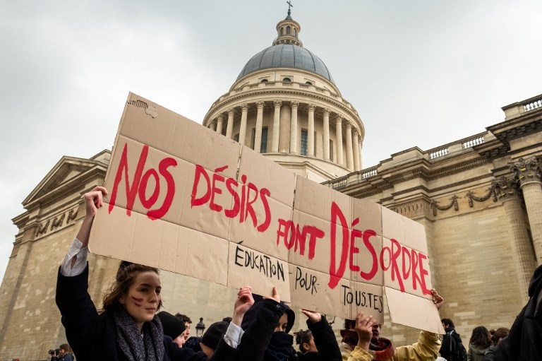 Frais universitaires : le système éducatif français en danger ?