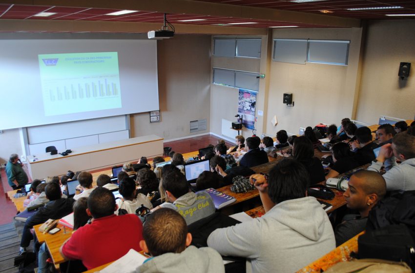 Les Marocains en tête des étudiants étrangers en France