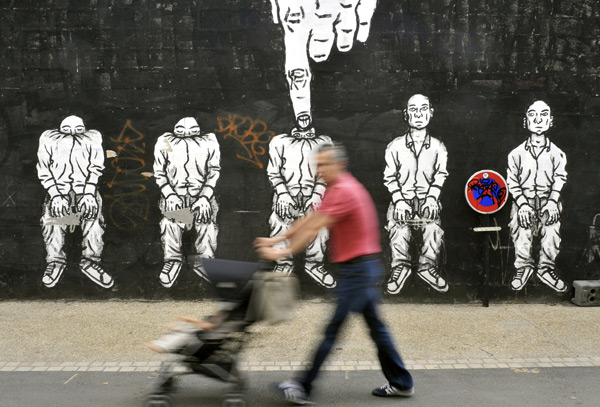 Hommes, en quête d’identité