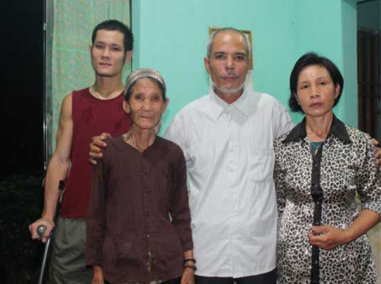  En quête d’identité, du Vietnam au Maroc