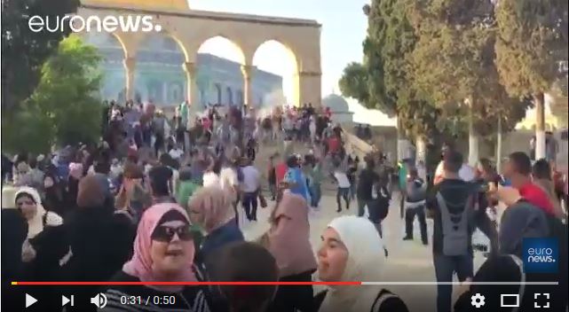  Jérusalem : la prière du vendredi interdite aux hommes de moins de 50 ans