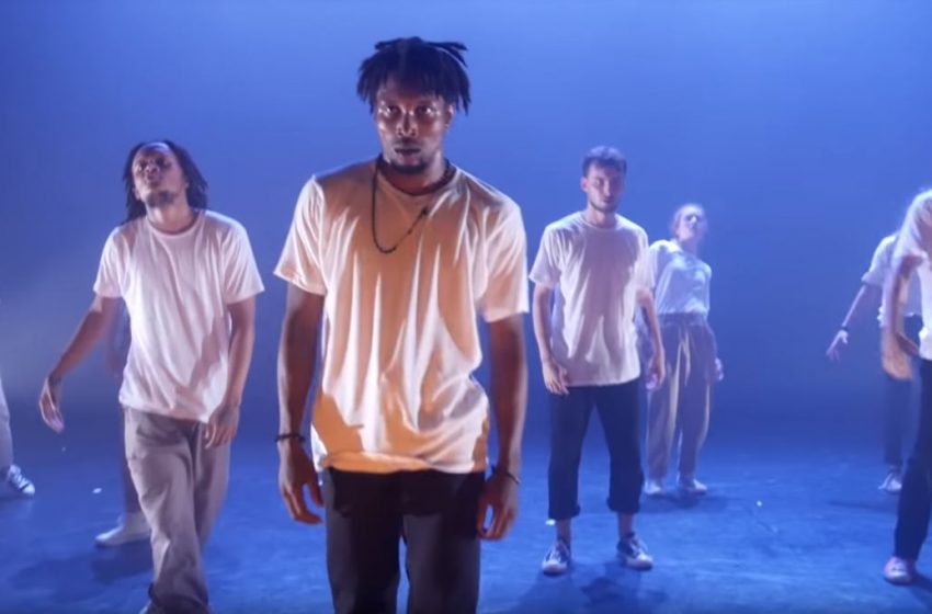  « C’Franc » mélange danse hip-hop et chanson française