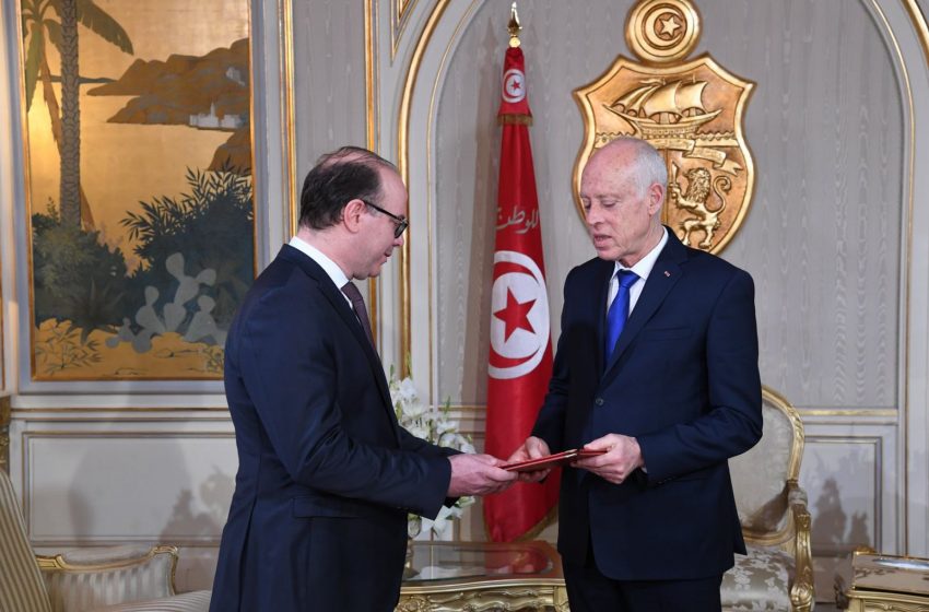 Gouvernement Fakhfakh : liste définitive et difficultés en vue