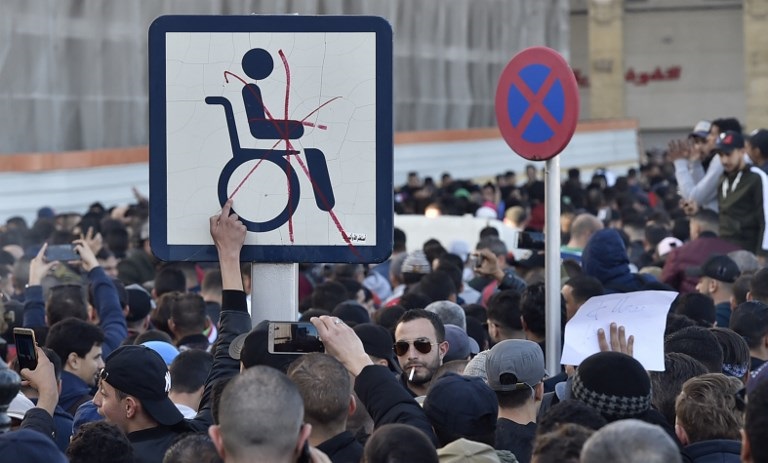 Le chaos, argument de l’autoritarisme