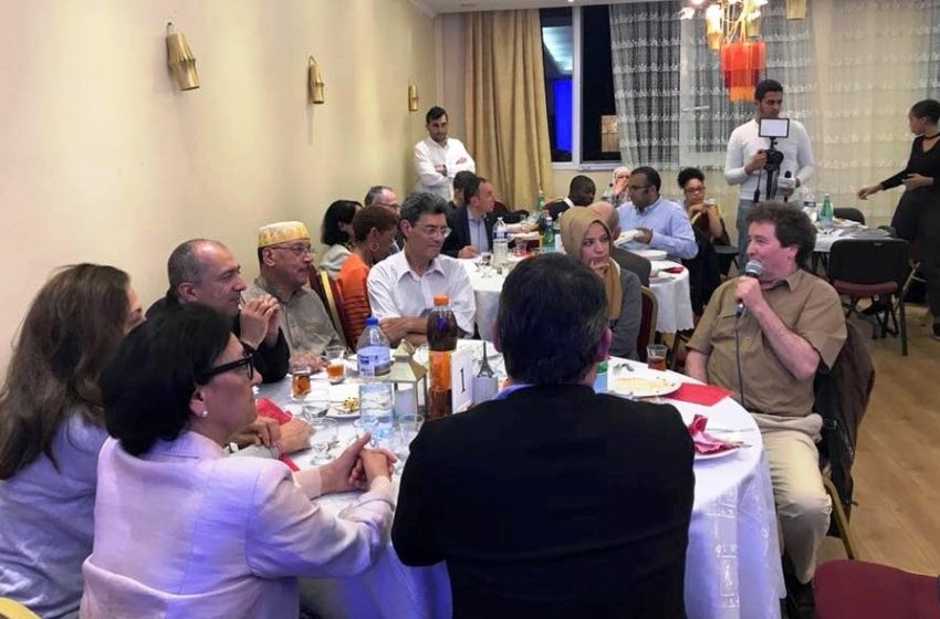  Dîner vivre-ensemble : Quand l’appétit va, des liens se créent