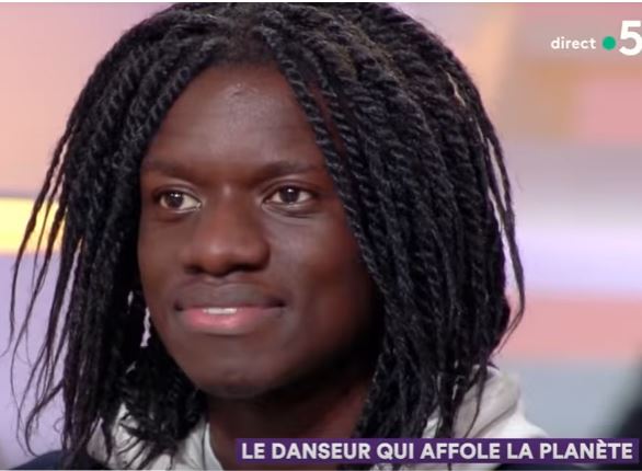 Salif Gueye, le danseur qui affole la planète