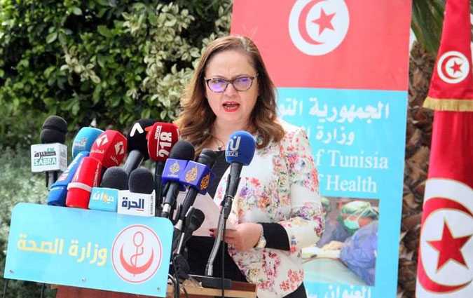 Coronavirus : le couvre-feu peine à convaincre