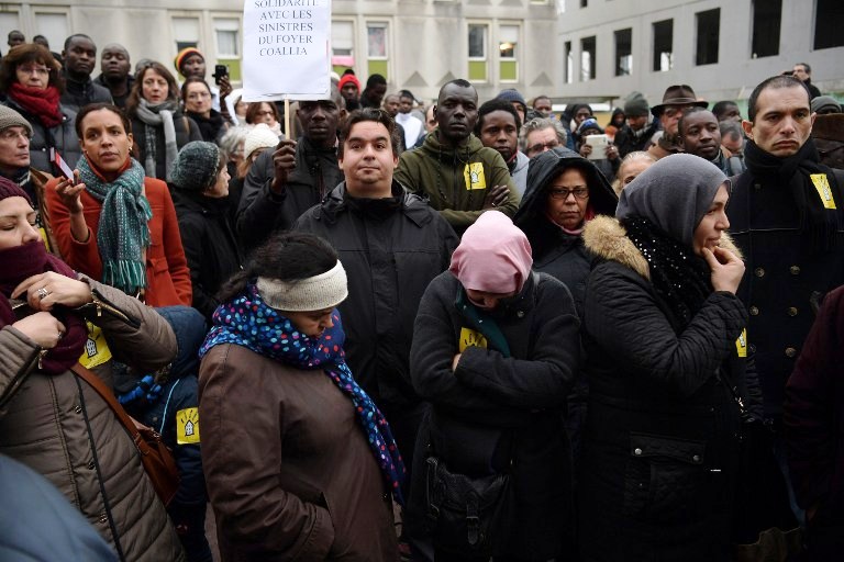 Les associations indignées par le traitement des résidents des foyers