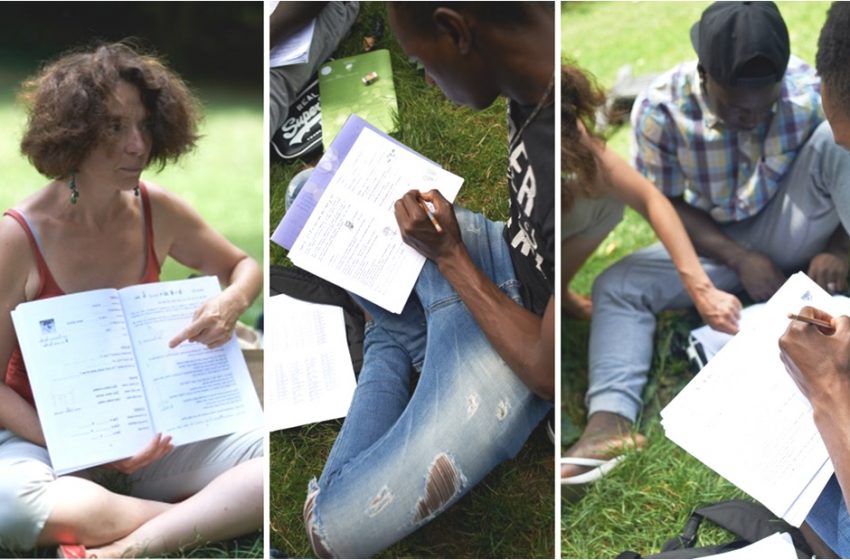 Une classe en plein air pour les mineurs isolés étrangers