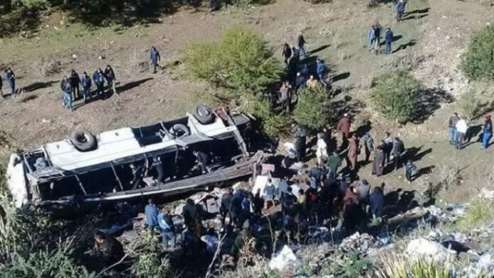 24 morts et 19 blessés graves dans un tragique accident de bus