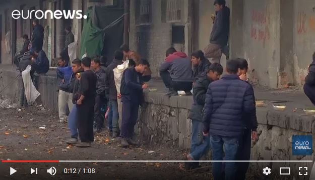  Migrants : MSF dénonce les violences policières à la frontière hongroise