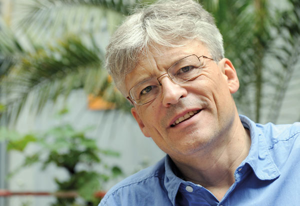 Stéphane Baud : « La cellule familiale joue un rôle primordial face à l’adversité sociale »