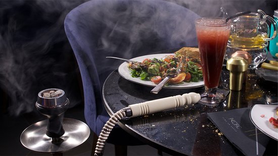 Le maire de Béziers interdit de fumer la chicha dans l’espace public