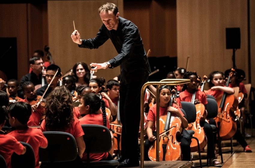  Démos, l’intégration sociale par la musique