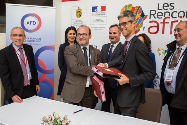 Signature d’accords de 30 M€ en faveur de la microfinance et de la transition énergétique