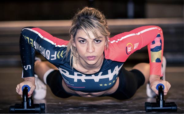  Hasnaa Badou, la « fée clochette » de la capoeira