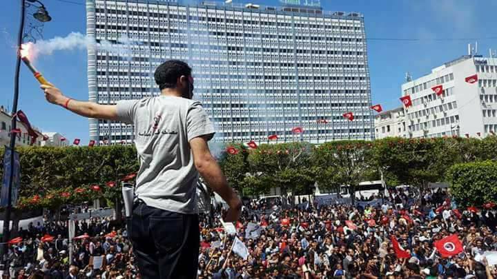 Des milliers de Tunisiens dans la rue contre le projet de loi de « réconciliation économique »