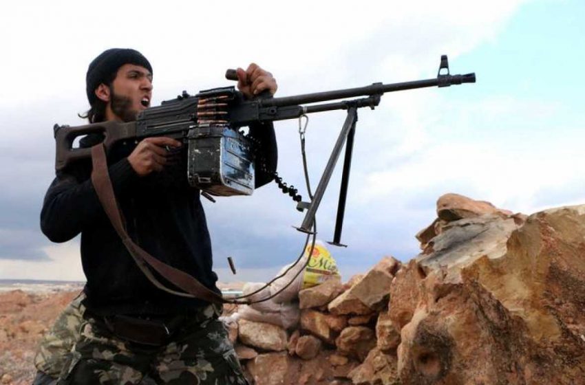 Selon Haaretz, Israël arme 7 groupes rebelles syriens