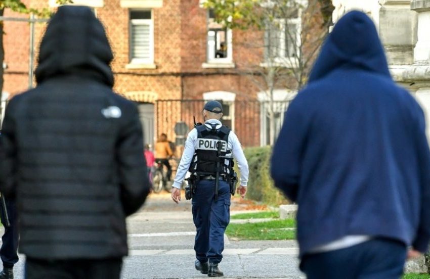  Trois lycéens attaquent l’Etat pour contrôle au faciès