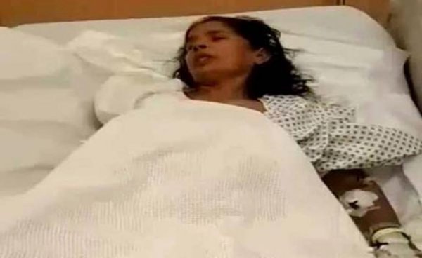  Une femme de ménage indienne se fait couper la main en essayant de fuir