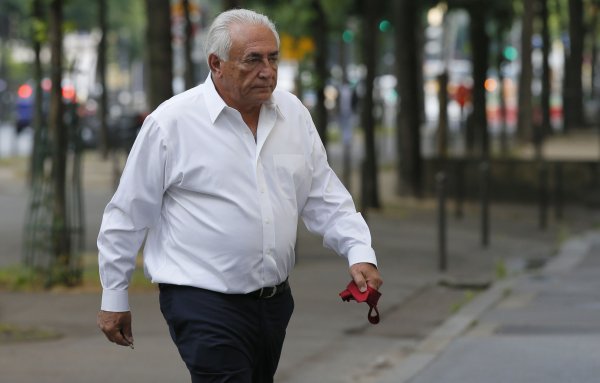 Paria du monde des affaires, DSK compte se recycler en Tunisie