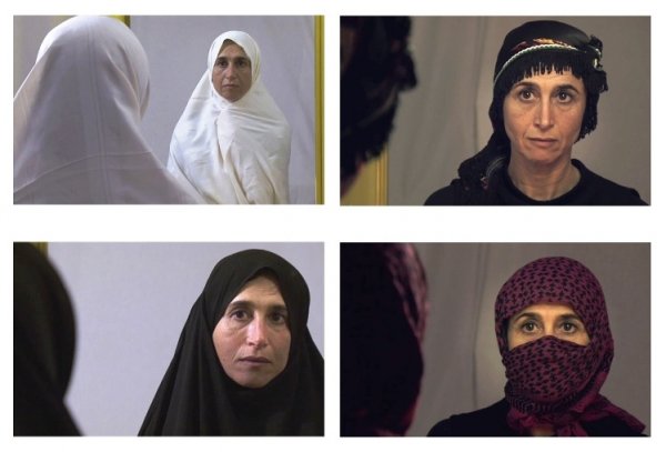  « On a l’impression que ce bout de tissu a mis le feu à la République », Samia Chala, réalisatrice de Madame la France, ma mère et moi…