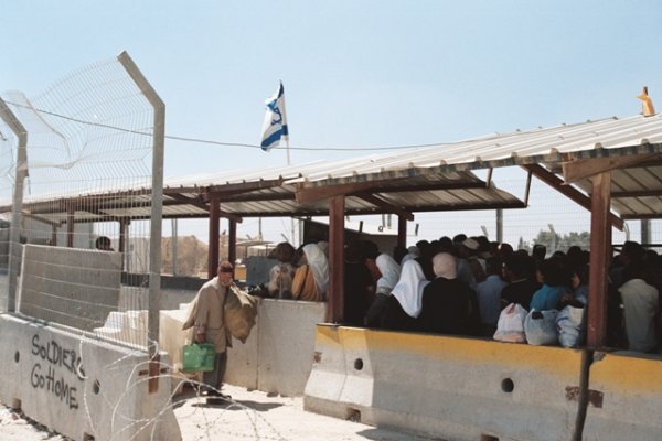 Israël-Palestine. L’armée israélienne annonce la levée du blocus des territoires palestiniens
