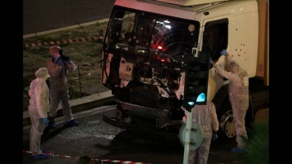 Les associations musulmanes dénoncent un attentat « abject » et appellent à la vigilance