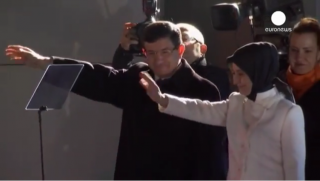  Turquie : écrasante victoire de l&rsquo;AKP lors des législatives anticipées