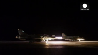  La France bombarde Raqqa, fief de EI