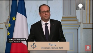  0:02 / 1:01 Hollande renonce à réviser la Constitution